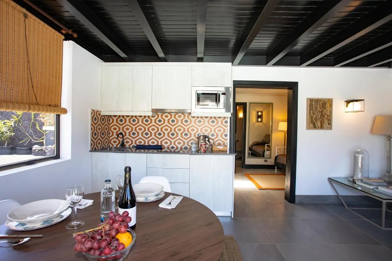 5 Suites Lanzarote Mácher Bed & Breakfast